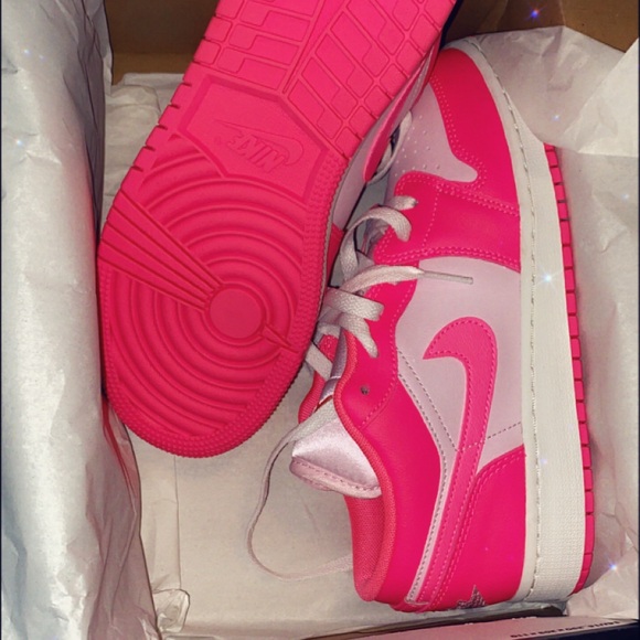 Nike Hot Pink and Light Pink Sneakers - Picture 4 of 5